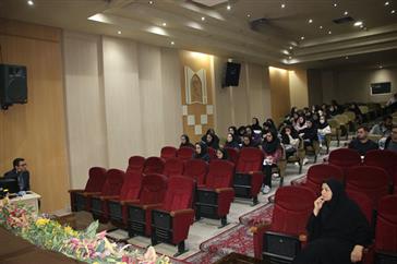 برگزاری کلاس توجیهی شیوه نامه انضباطی دانشجویان جدید الورود در دانشکده بهداشت