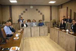 رئیس دانشگاه علوم پزشکی تبریز در مراسم گرامیداشت روز استاد در دانشکده بهداشت