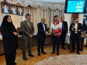 درخشش آقای اسماعیل زمان پور بیشک، دانشجوی ارشد دانشگاه علوم پزشکی تبریز بعنوان جوان برتر سال استان آذربایجان شرقی